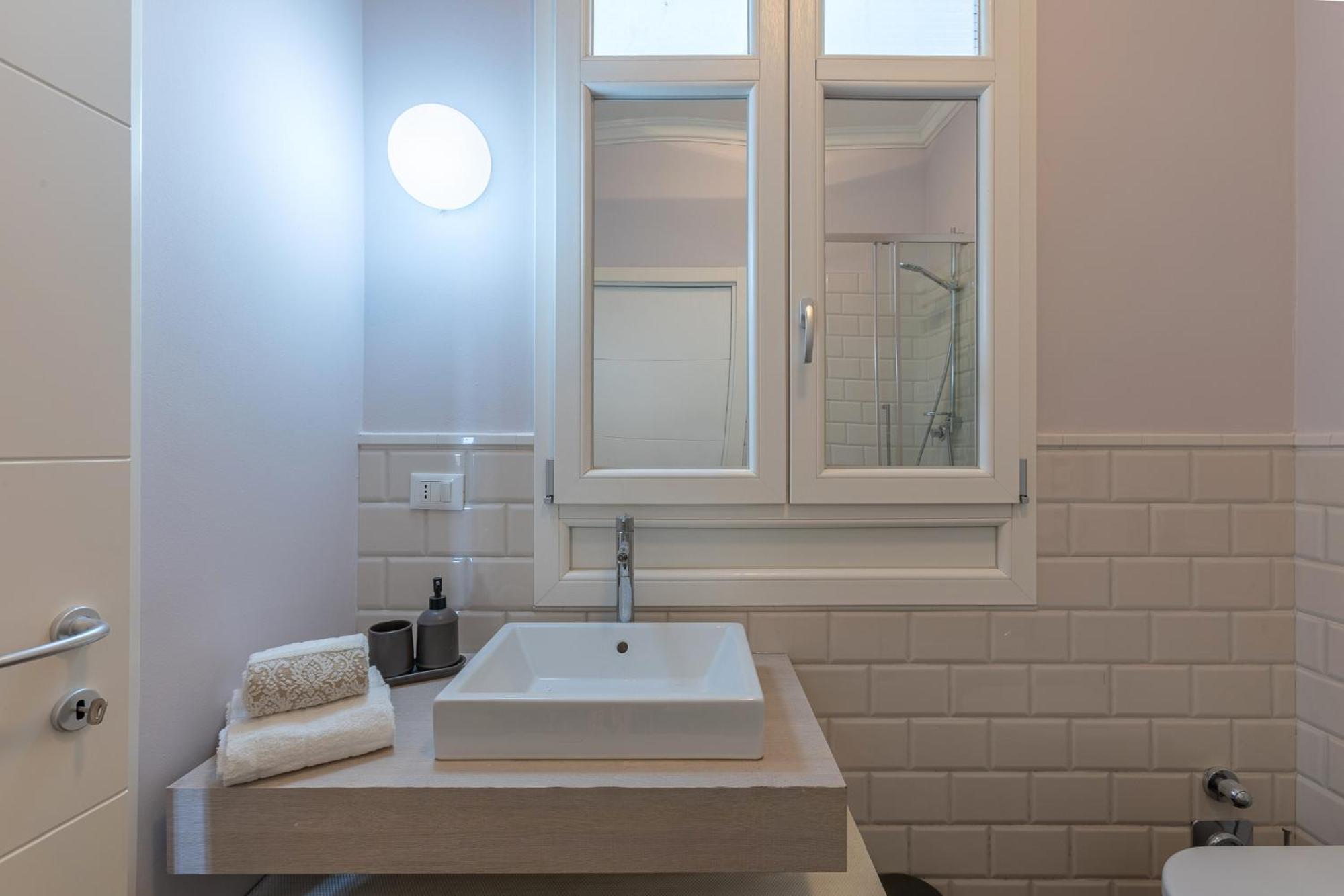 Bolo Stay Central Apartment Болонья Экстерьер фото