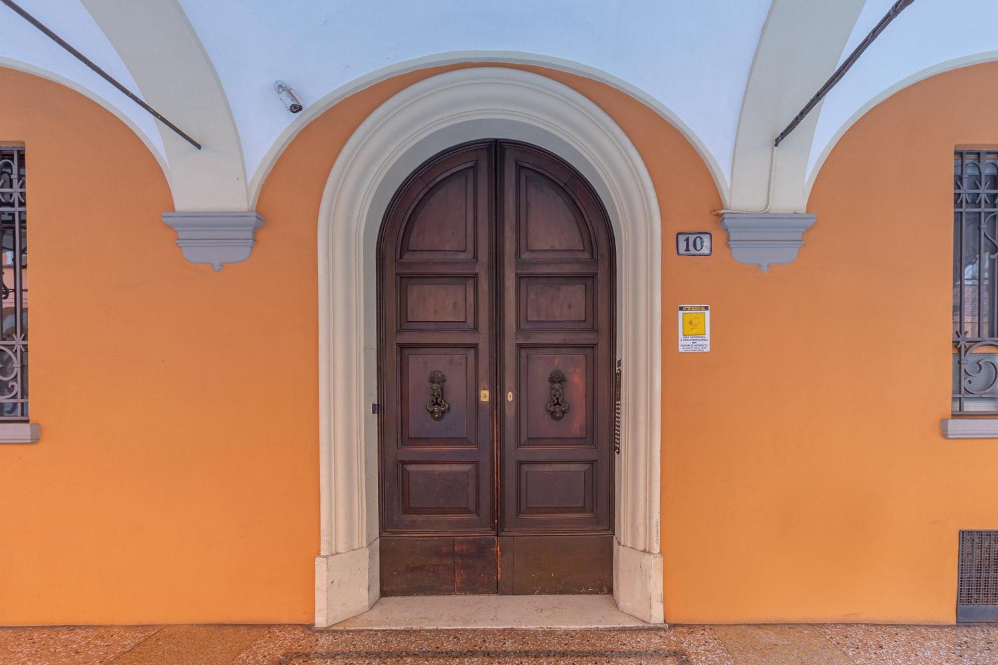 Bolo Stay Central Apartment Болонья Экстерьер фото